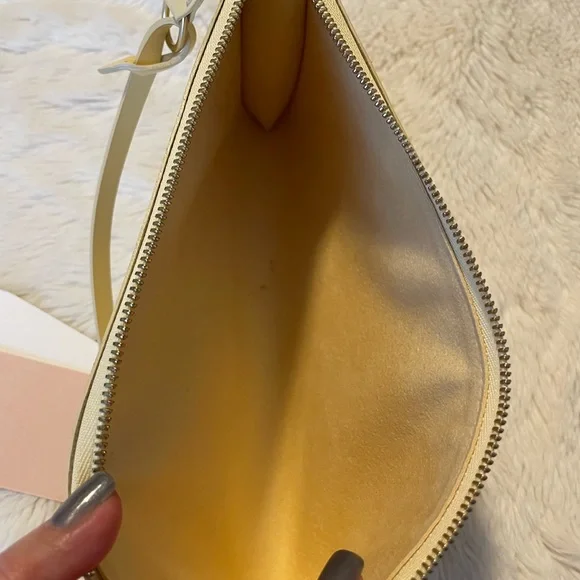 💎✨AUTHENTIC✨💎 Louis Vuitton Pochette Accessoires Epi Leather - Picture 6 of 10